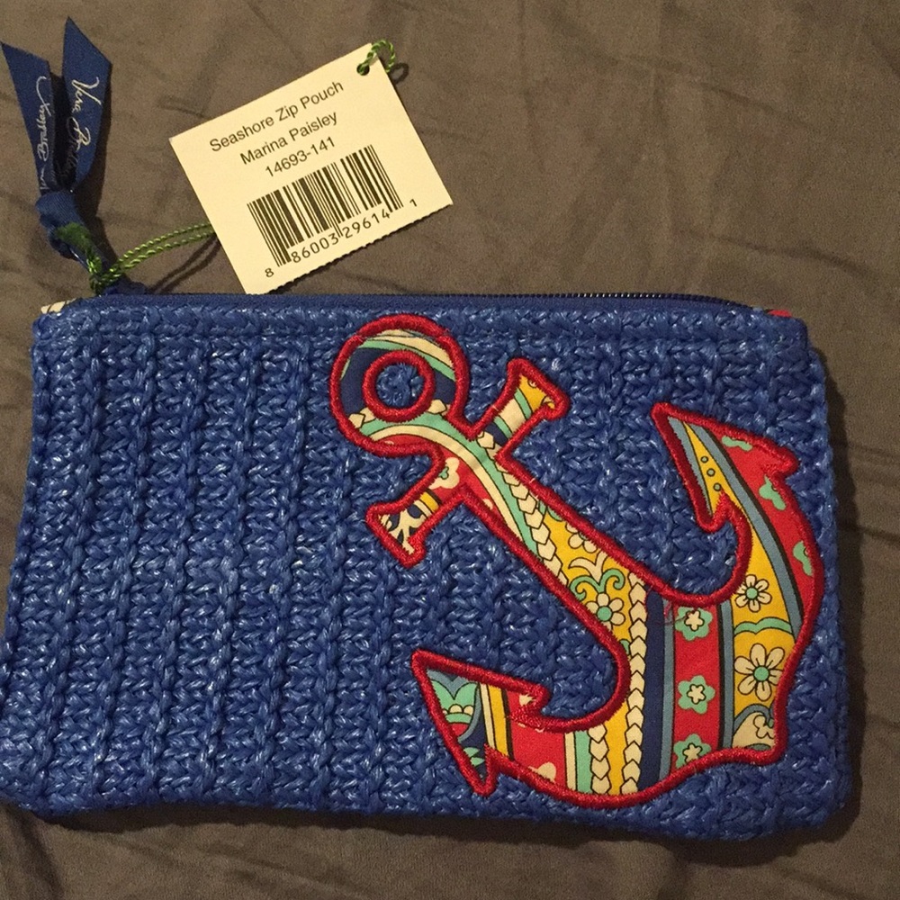 NWT Vera Bradley Zip Pouch in Marina Paisley